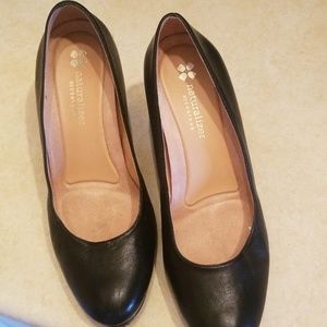 Naturalizer leather Shoes
